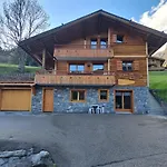 Cosy Face Aux Aravis Apartment *